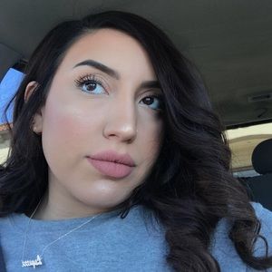 Meet your Posher, Lysette